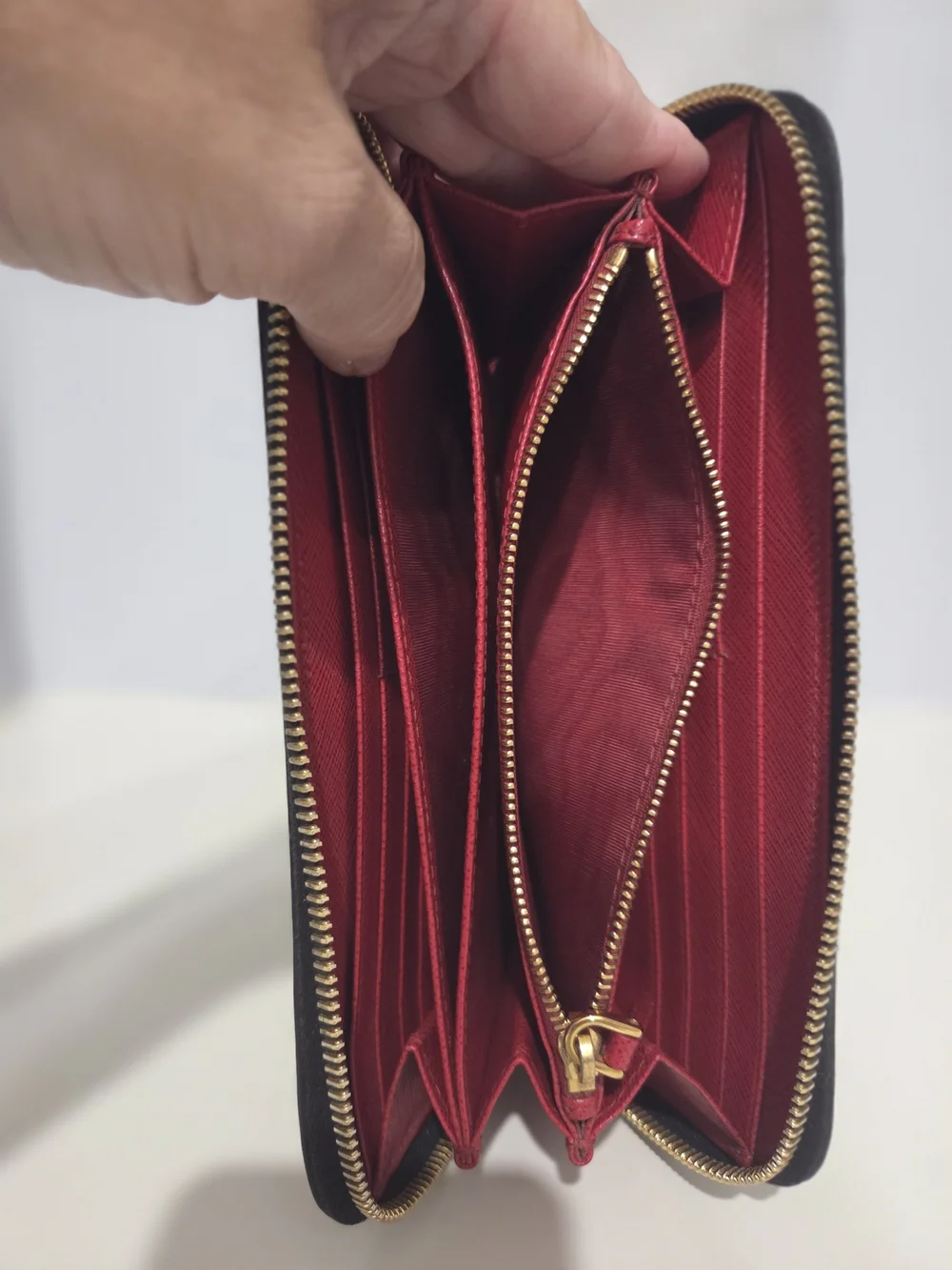 Prada vibrant lightning